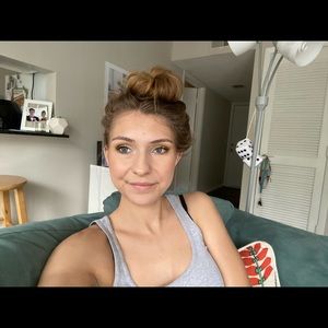 Meet your Posher, Robin